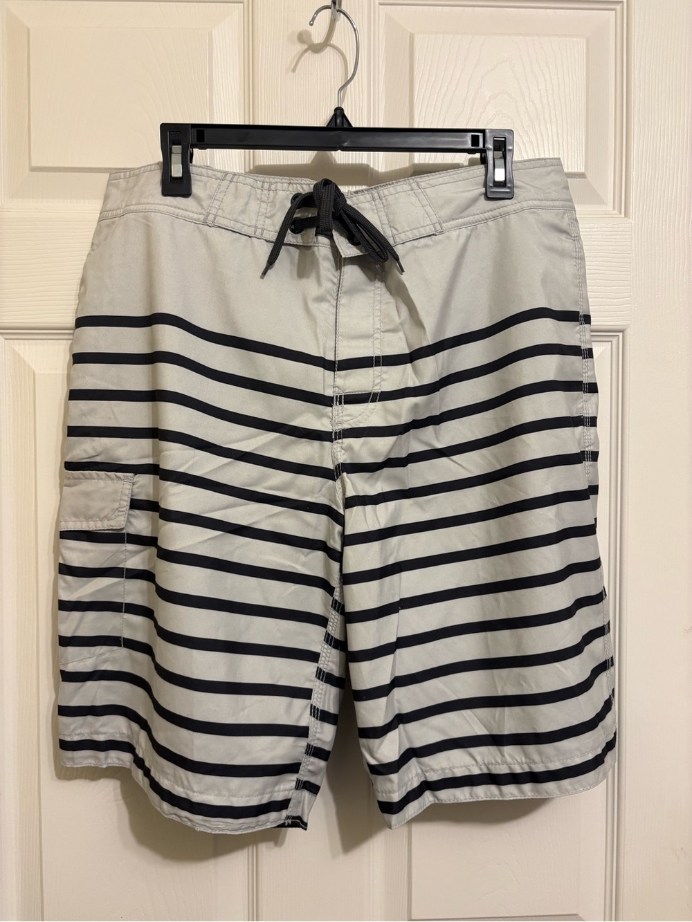 Old Navy Men's Black & White Striped Swim Trunks Large